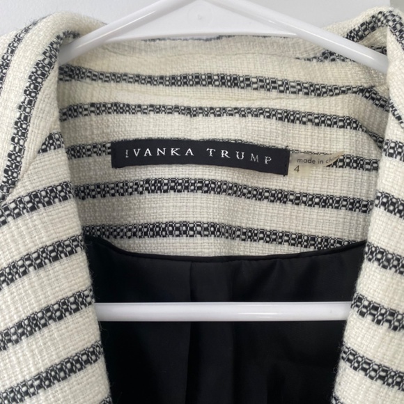 Ivanka Trump Blazer - Picture 4 of 5